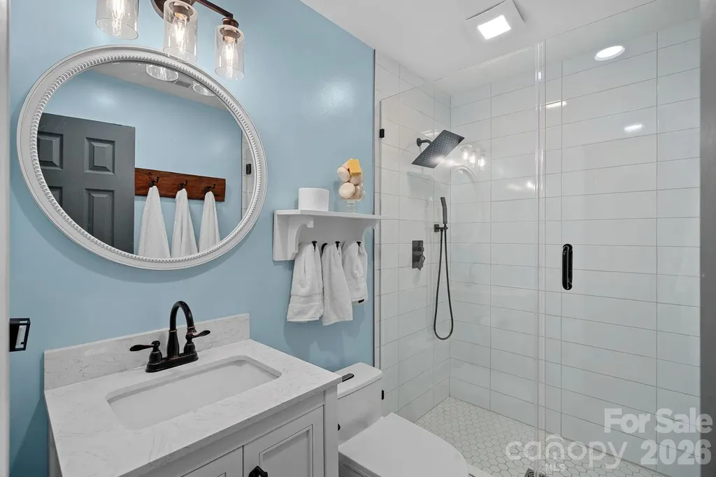817 Bent Wood Court Matthews NC 28105