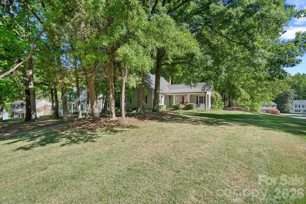 817 Bent Wood Court Matthews NC 28105