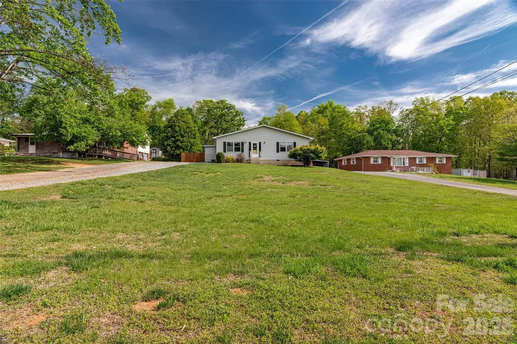 445 Old Caroleen Road Forest City NC 28043