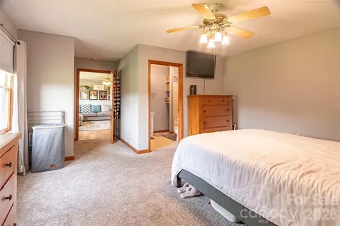 445 Old Caroleen Road Forest City NC 28043