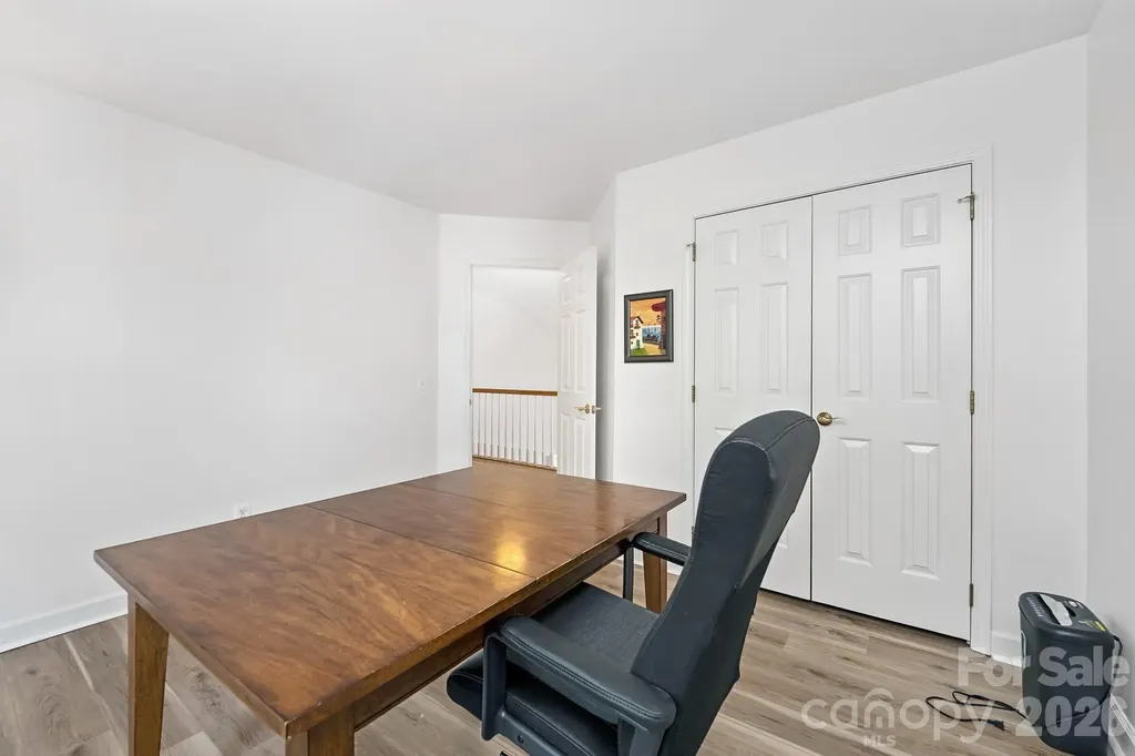 8908 Leinster Drive Charlotte NC 28277