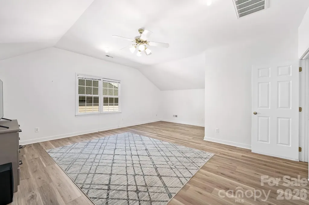 8908 Leinster Drive Charlotte NC 28277