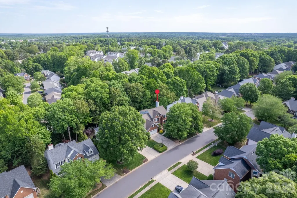 8908 Leinster Drive Charlotte NC 28277