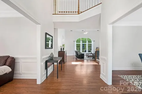 8908 Leinster Drive Charlotte NC 28277