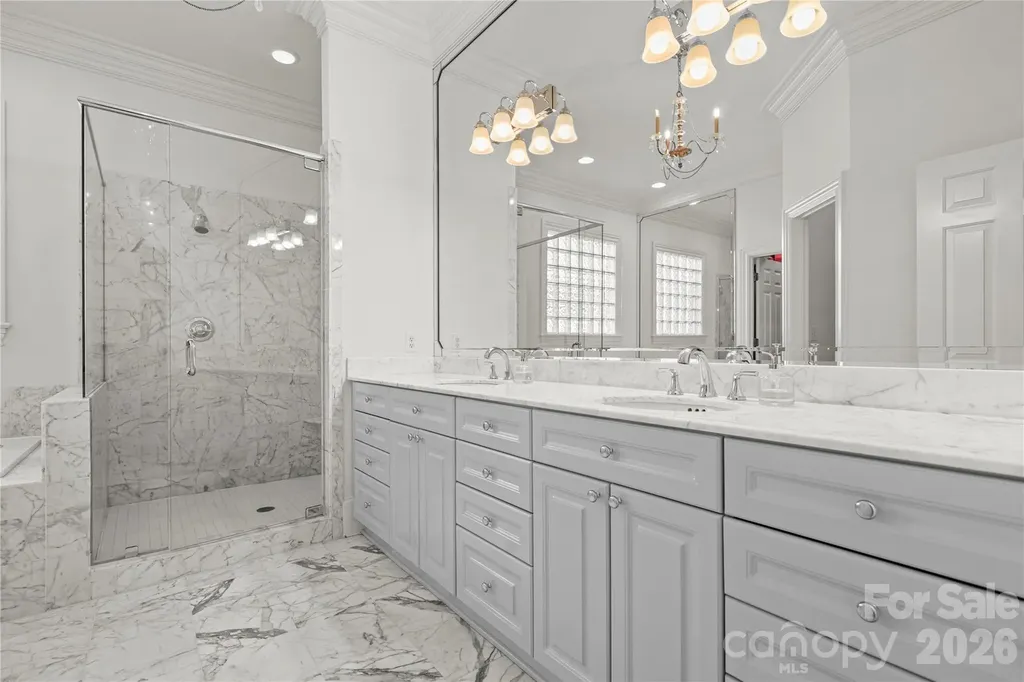 2046 Hopedale Avenue Charlotte NC 28207