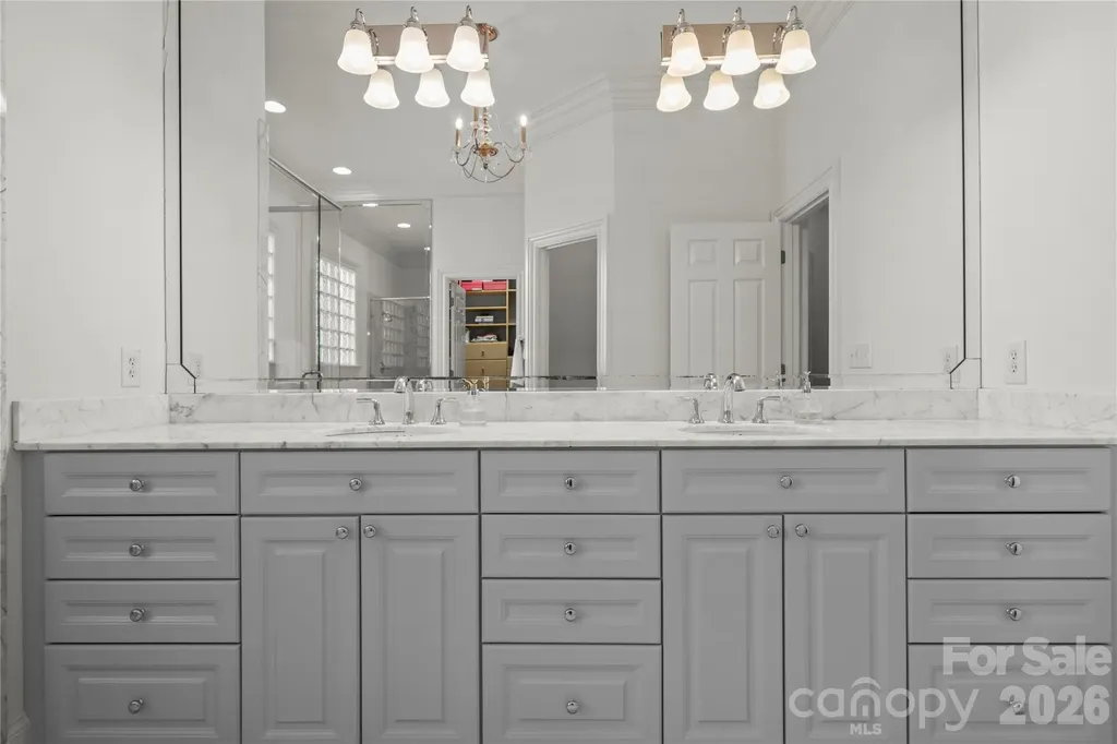 2046 Hopedale Avenue Charlotte NC 28207