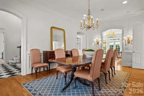 2046 Hopedale Avenue Charlotte NC 28207