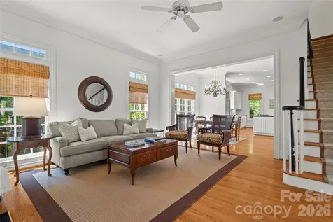 2046 Hopedale Avenue Charlotte NC 28207