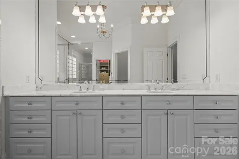 2046 Hopedale Avenue Charlotte NC 28207