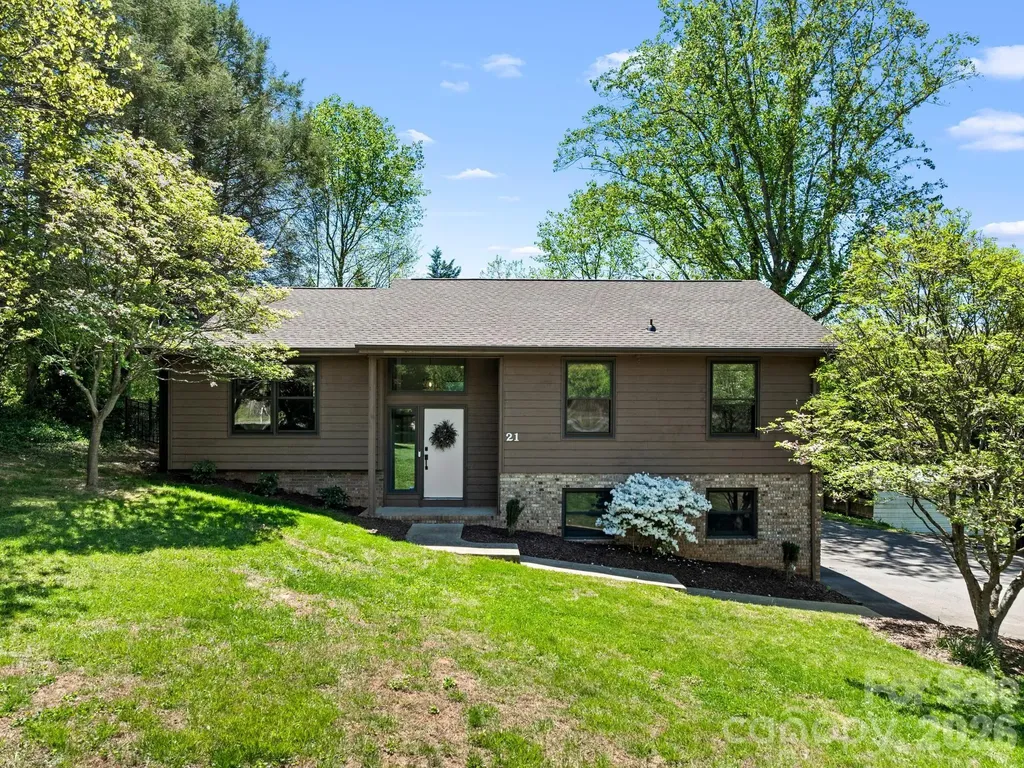 21 Dogwood Grove Asheville NC 28805