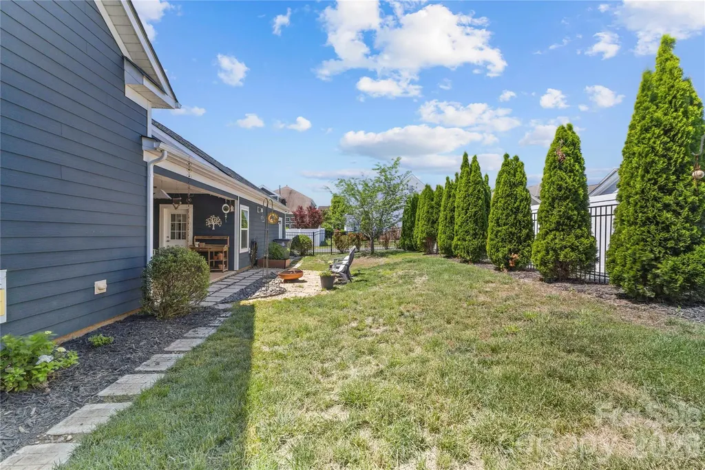 2760 Keady Mill Loop Kannapolis NC 28081