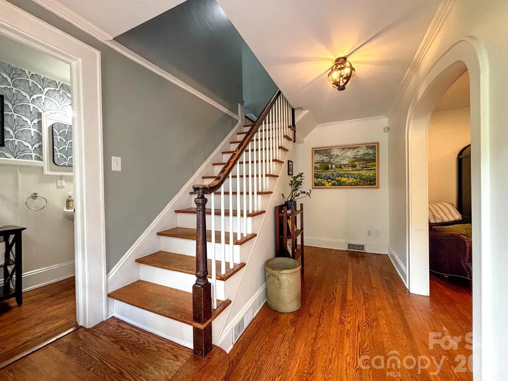 431 9th Street NW Hickory NC 28601