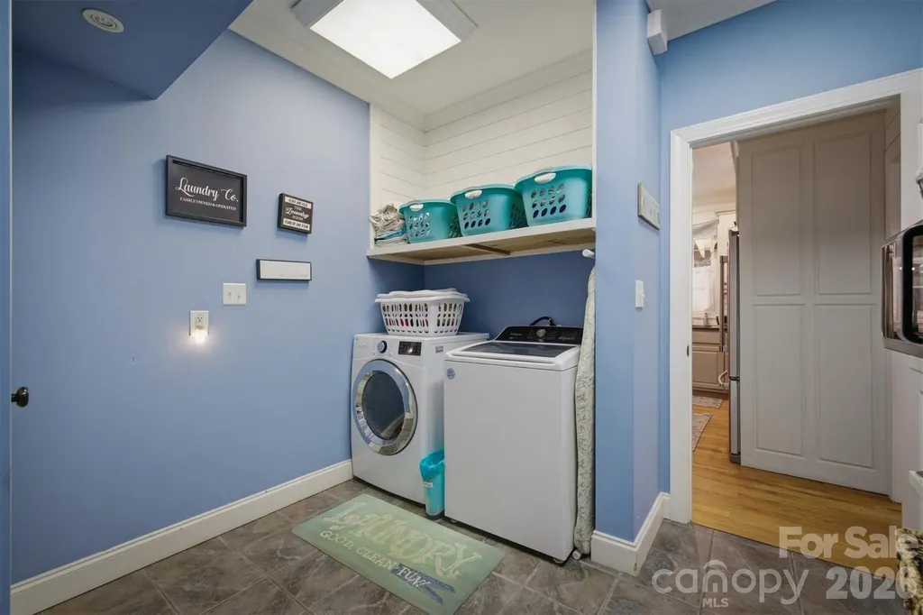 2570 Blowing Rock Boulevard Lenoir NC 28645