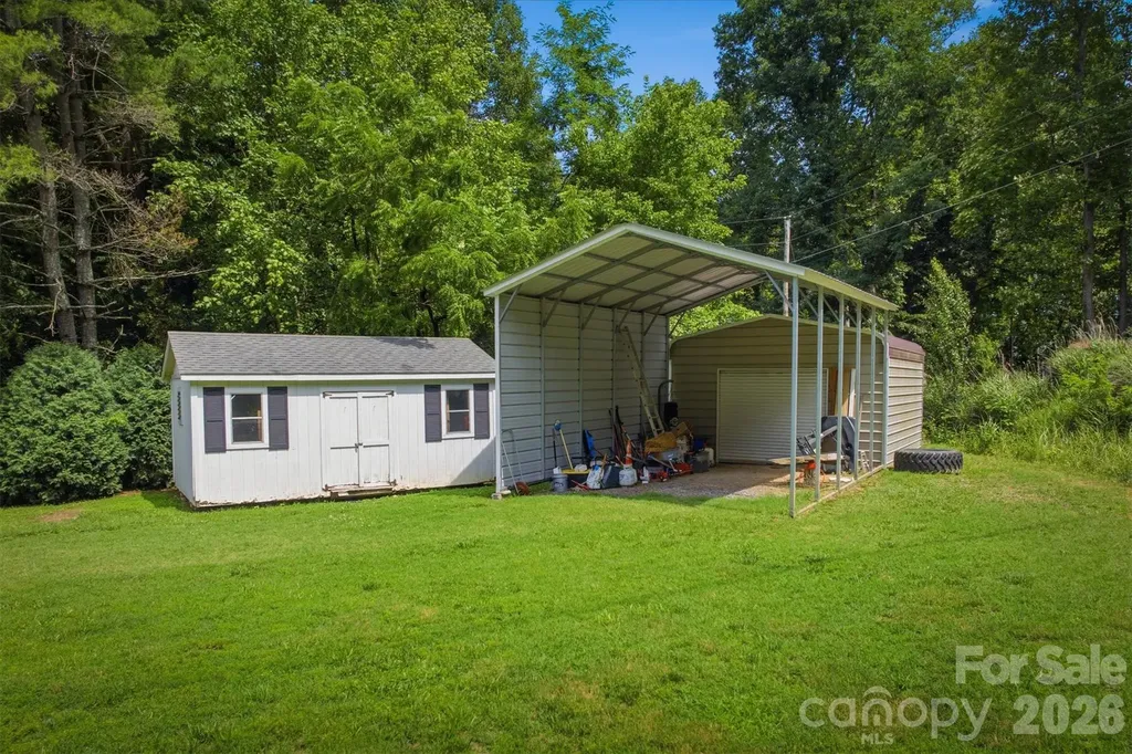 2570 Blowing Rock Boulevard Lenoir NC 28645