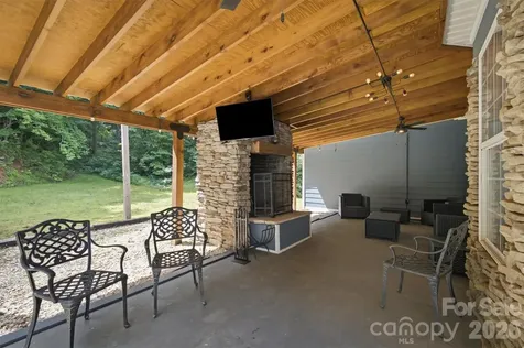 2570 Blowing Rock Boulevard Lenoir NC 28645