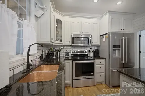 2570 Blowing Rock Boulevard Lenoir NC 28645