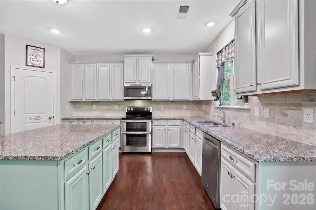 265 Meadow Oaks Drive SE Concord NC 28025