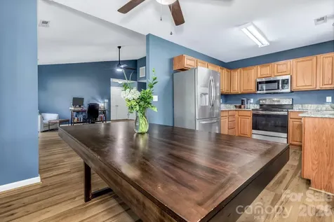 58 S Sunberry Trail Fletcher NC 28732