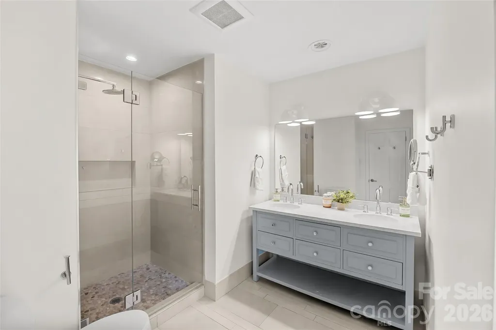 5145 Lansing Drive Charlotte NC 28270