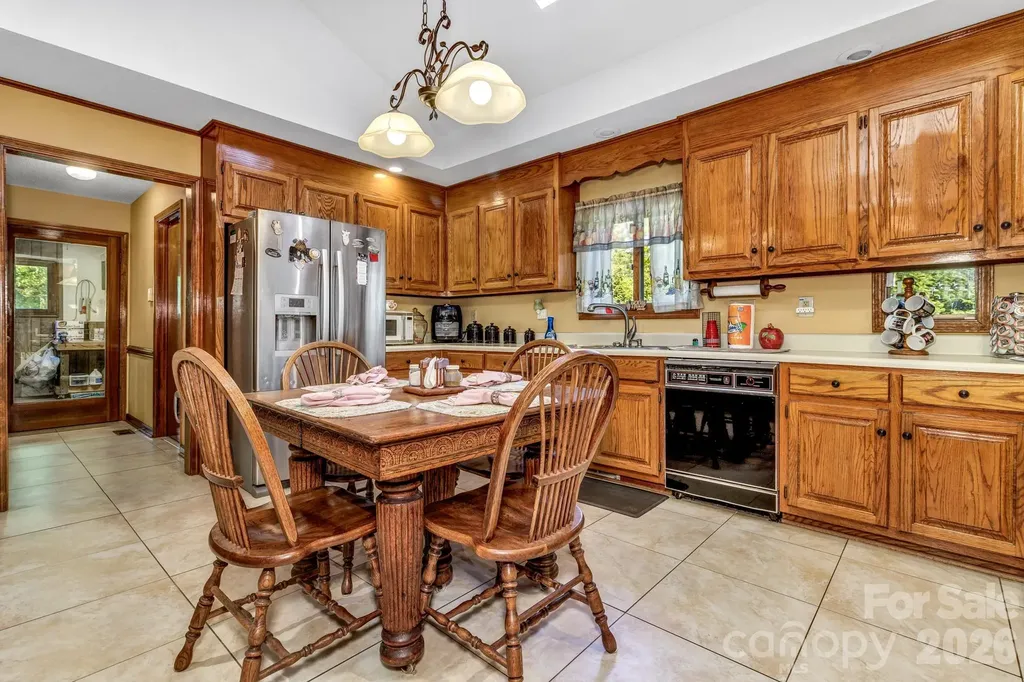 218 Brown Road Hendersonville NC 28791
