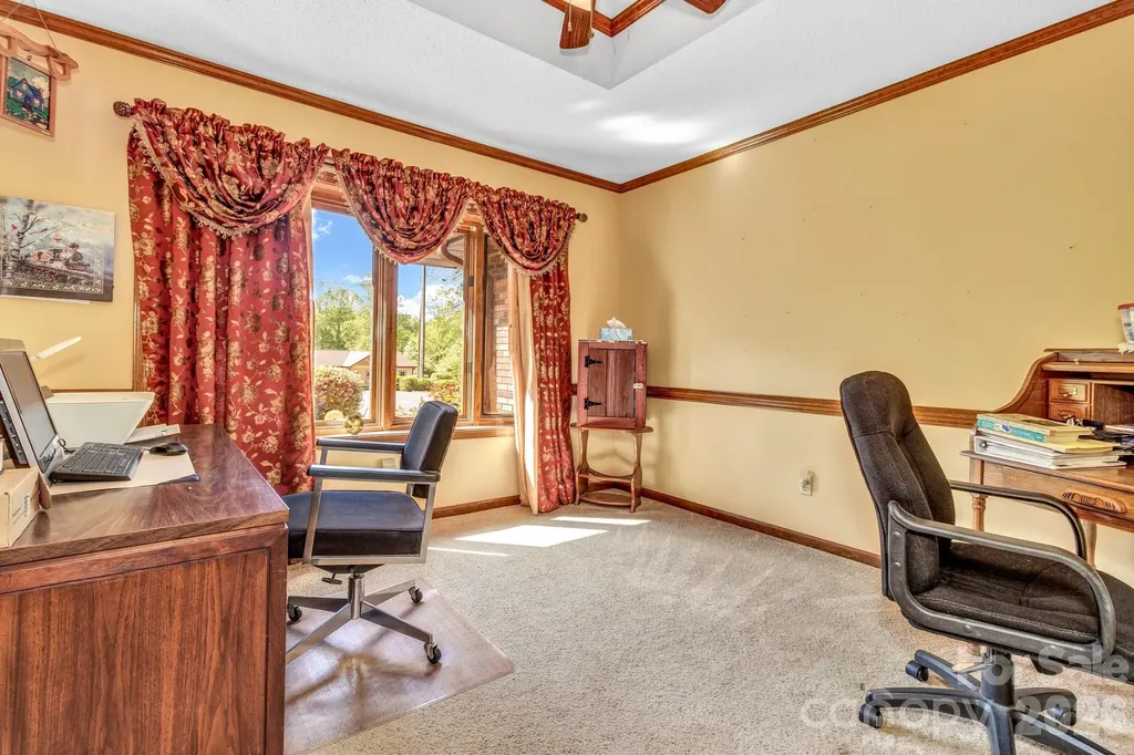 218 Brown Road Hendersonville NC 28791