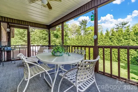 218 Brown Road Hendersonville NC 28791