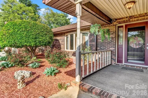 218 Brown Road Hendersonville NC 28791