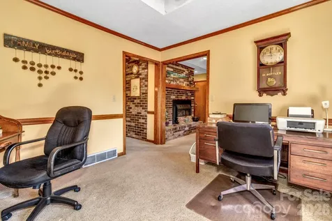 218 Brown Road Hendersonville NC 28791