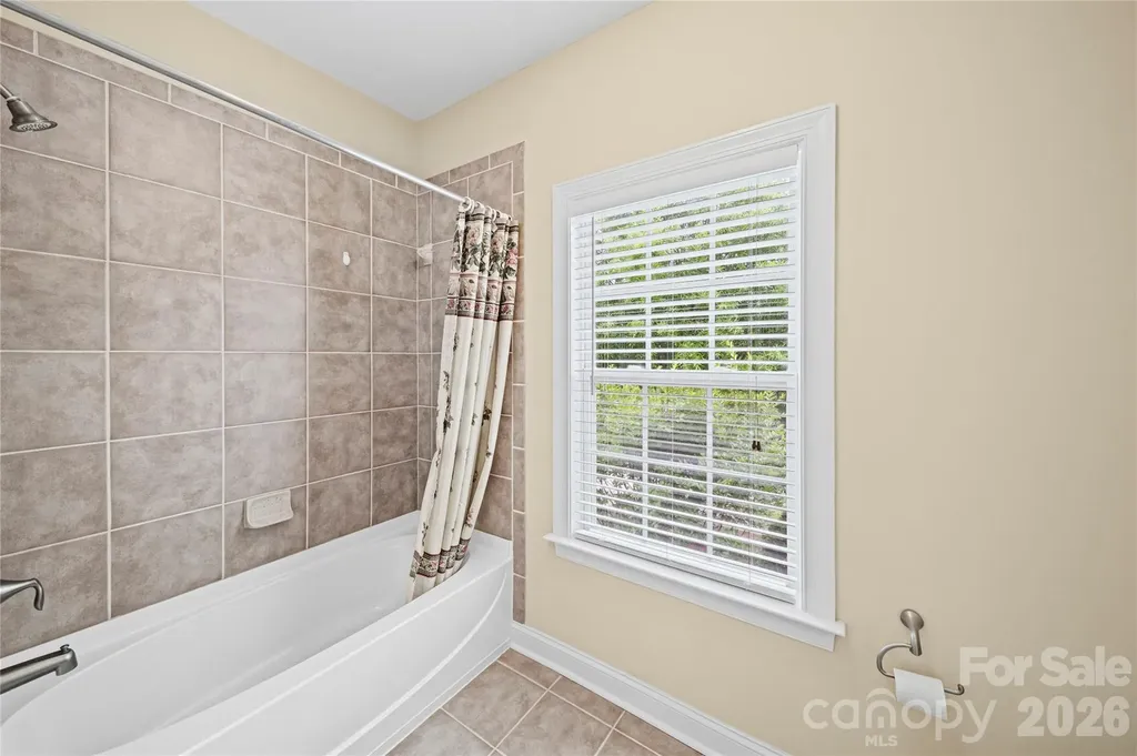 8734 Savannah Road Harrisburg NC 28075