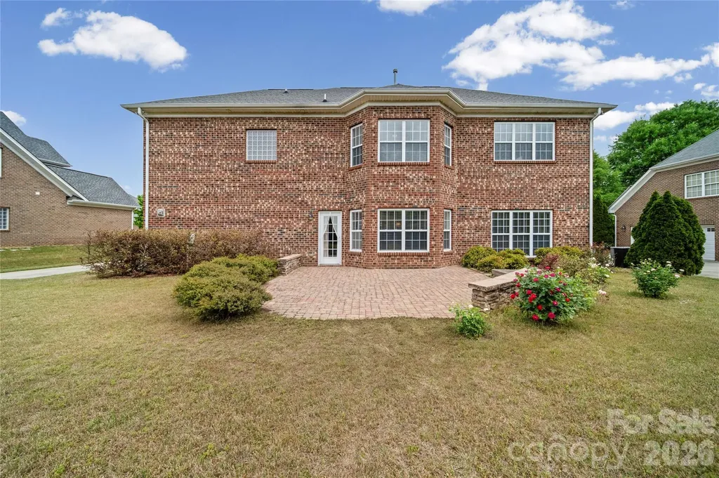 8734 Savannah Road Harrisburg NC 28075