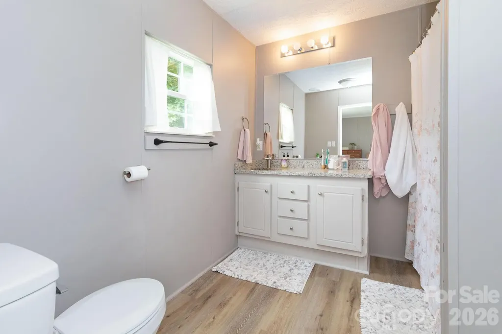 205 Sleepy Hollow Drive Mars Hill NC 28754