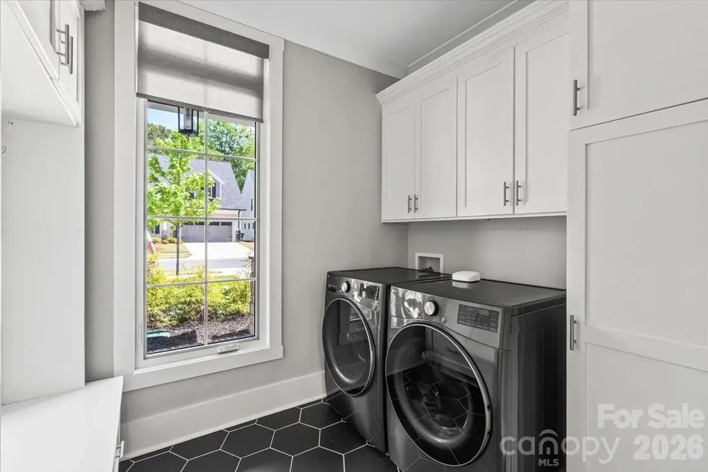 14125 Shelburne Village Drive Charlotte NC 28278