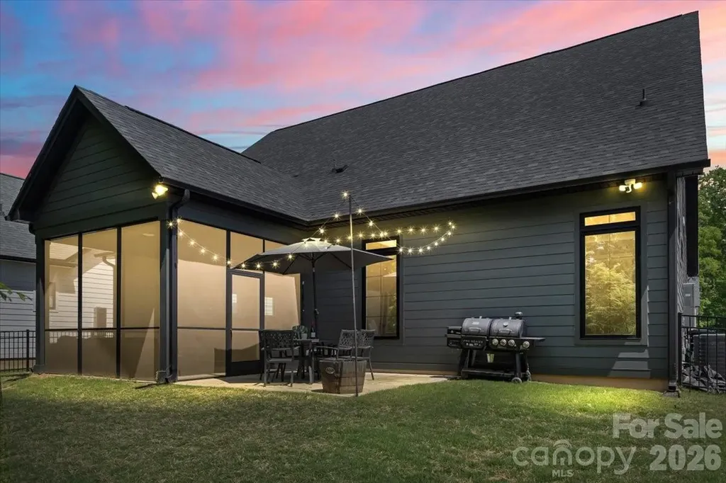 14125 Shelburne Village Drive Charlotte NC 28278