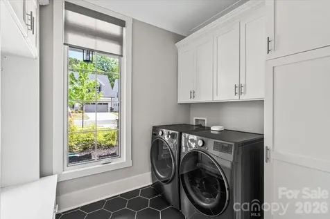 14125 Shelburne Village Drive Charlotte NC 28278
