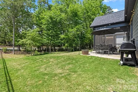 14125 Shelburne Village Drive Charlotte NC 28278