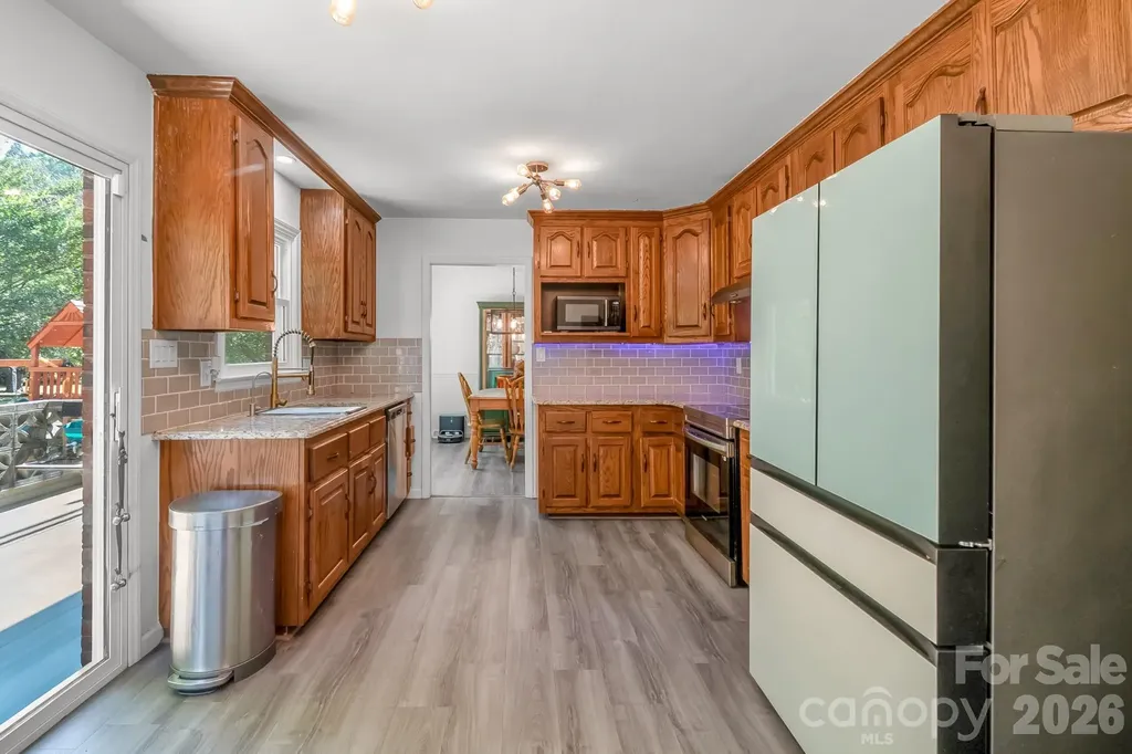 6070 Ferncliff Drive Concord NC 28027