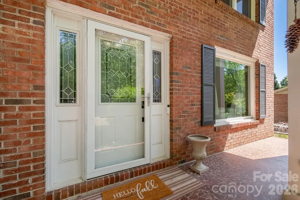 6070 Ferncliff Drive Concord NC 28027