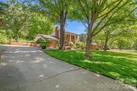 6070 Ferncliff Drive Concord NC 28027
