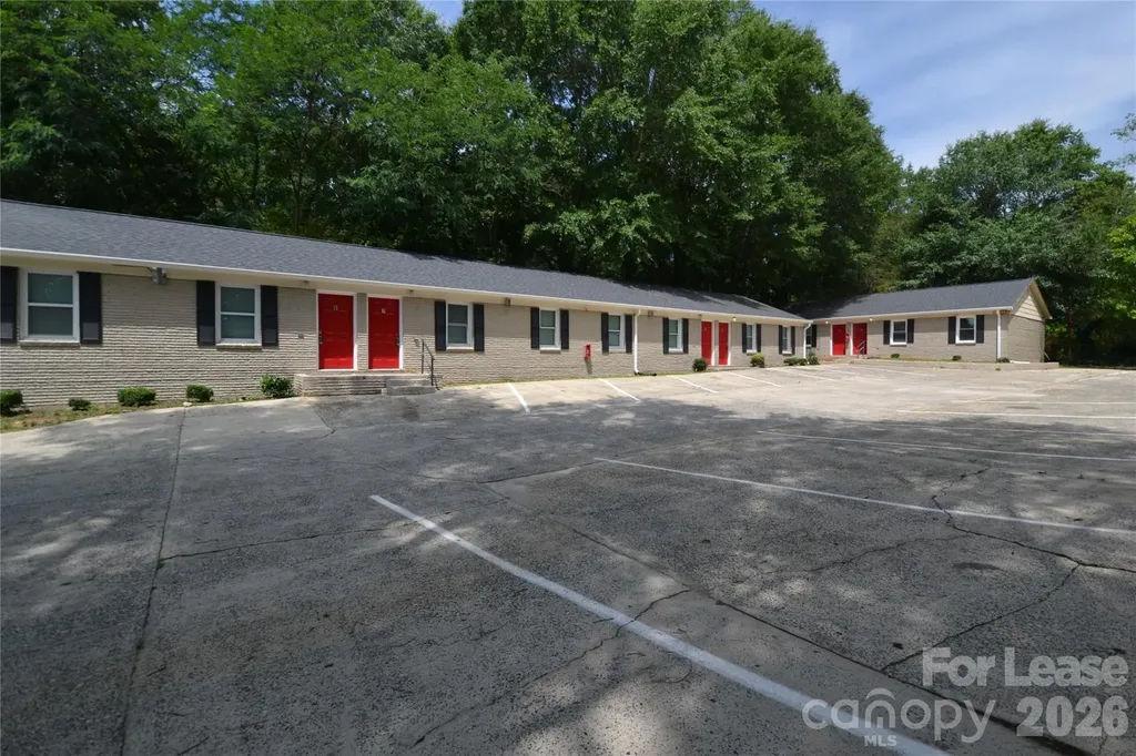 1212 Essex Avenue Gastonia NC 28052