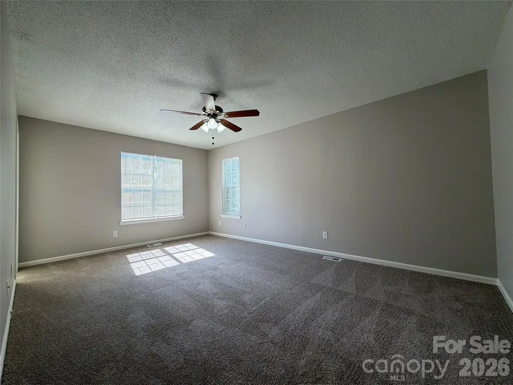 6017 Black Bear Court Charlotte NC 28214