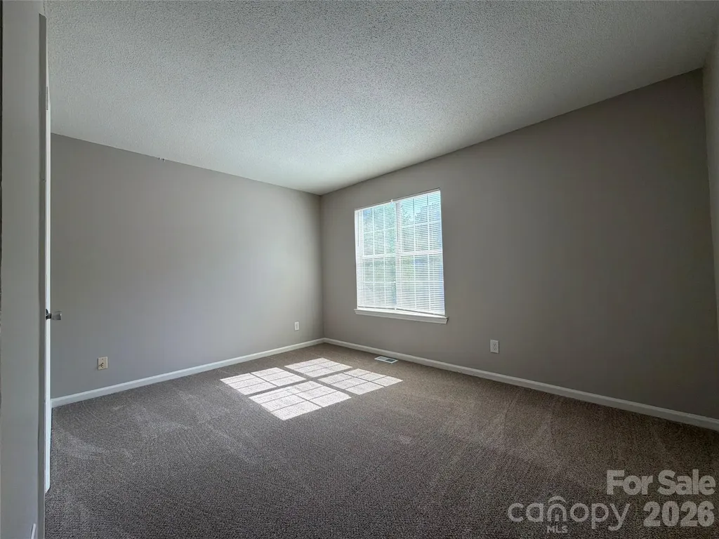 6017 Black Bear Court Charlotte NC 28214