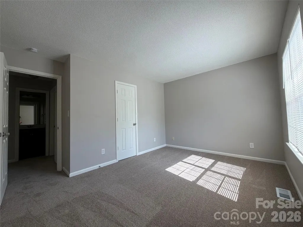 6017 Black Bear Court Charlotte NC 28214