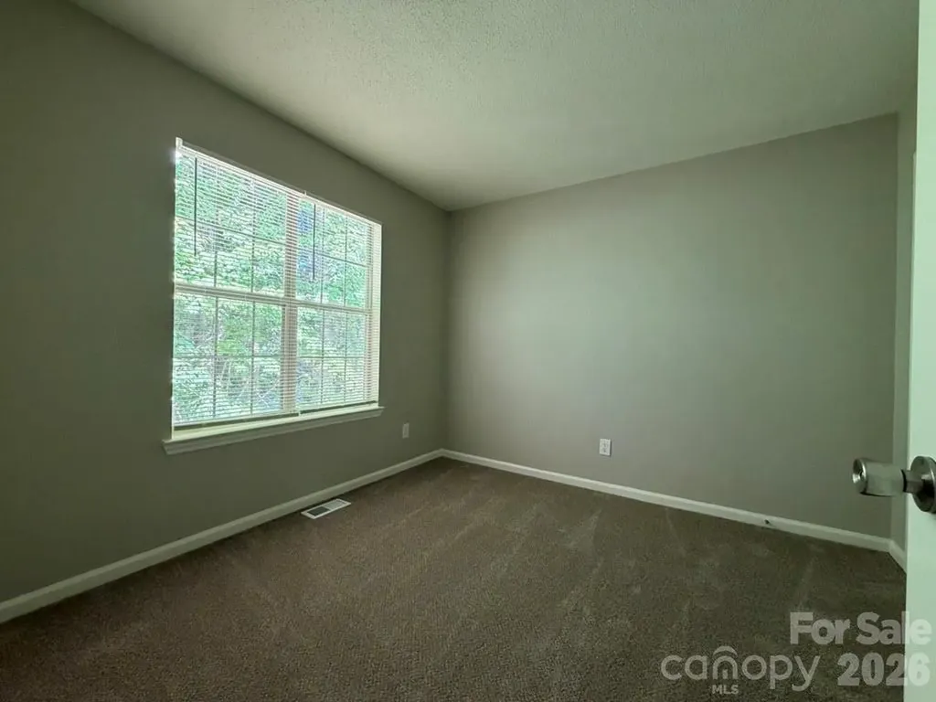 6017 Black Bear Court Charlotte NC 28214