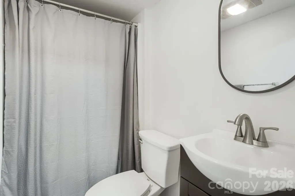 456 Maney Branch Road Burnsville NC 28714