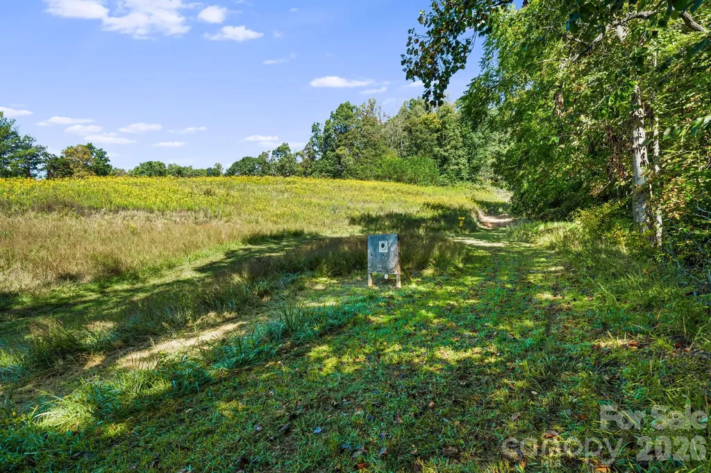 456 Maney Branch Road Burnsville NC 28714