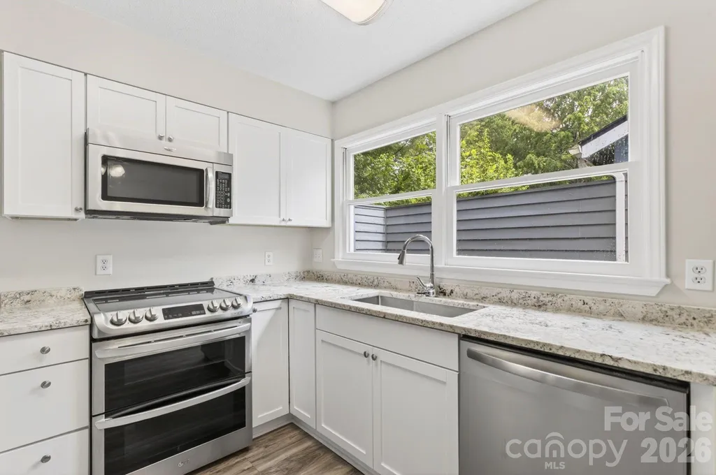 10 Laurel Place Drive Asheville NC 28803