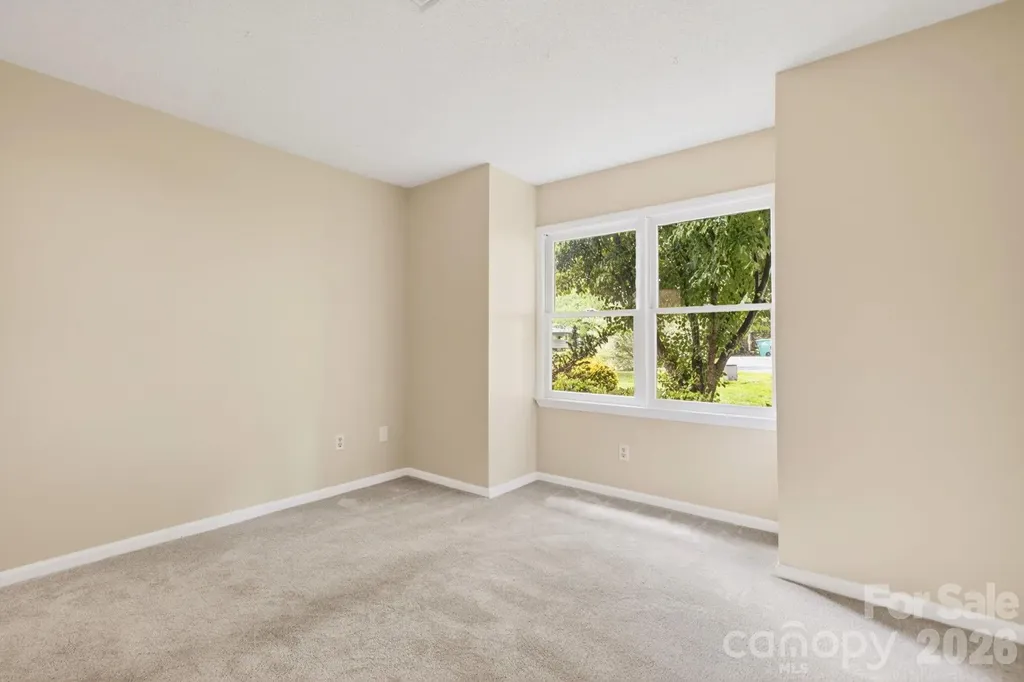 10 Laurel Place Drive Asheville NC 28803
