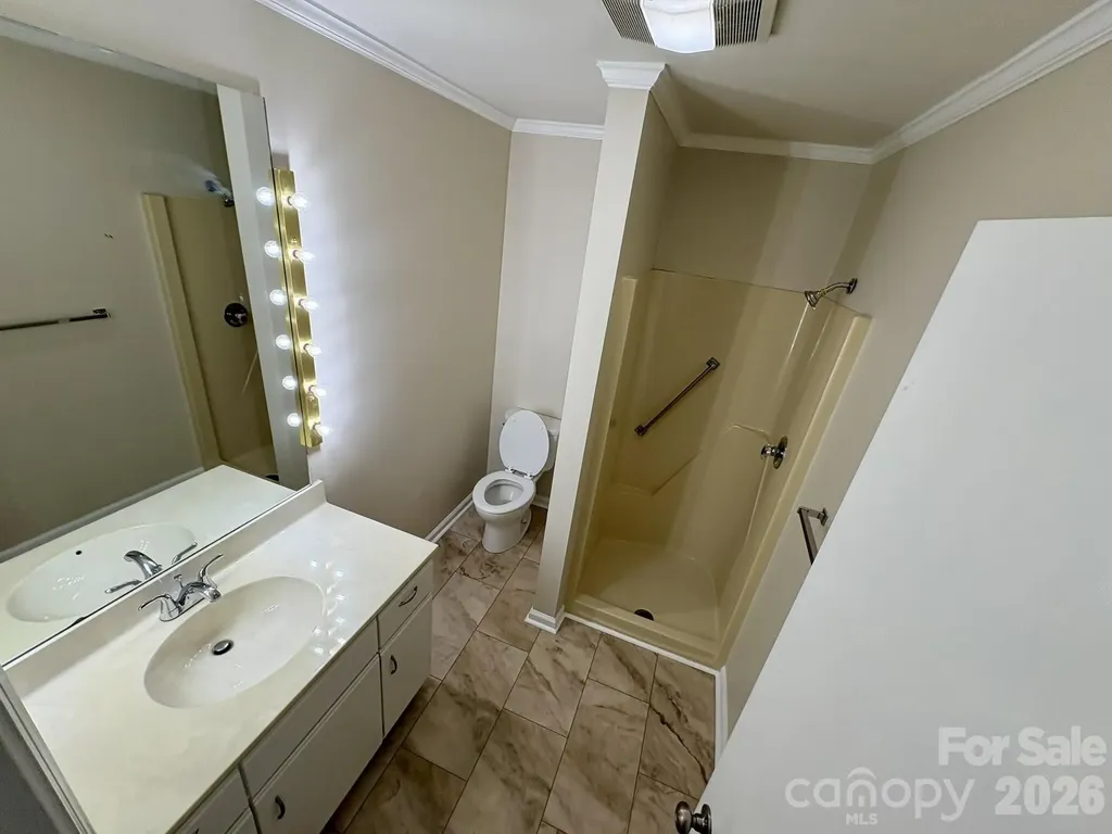 10 Laurel Place Drive Asheville NC 28803