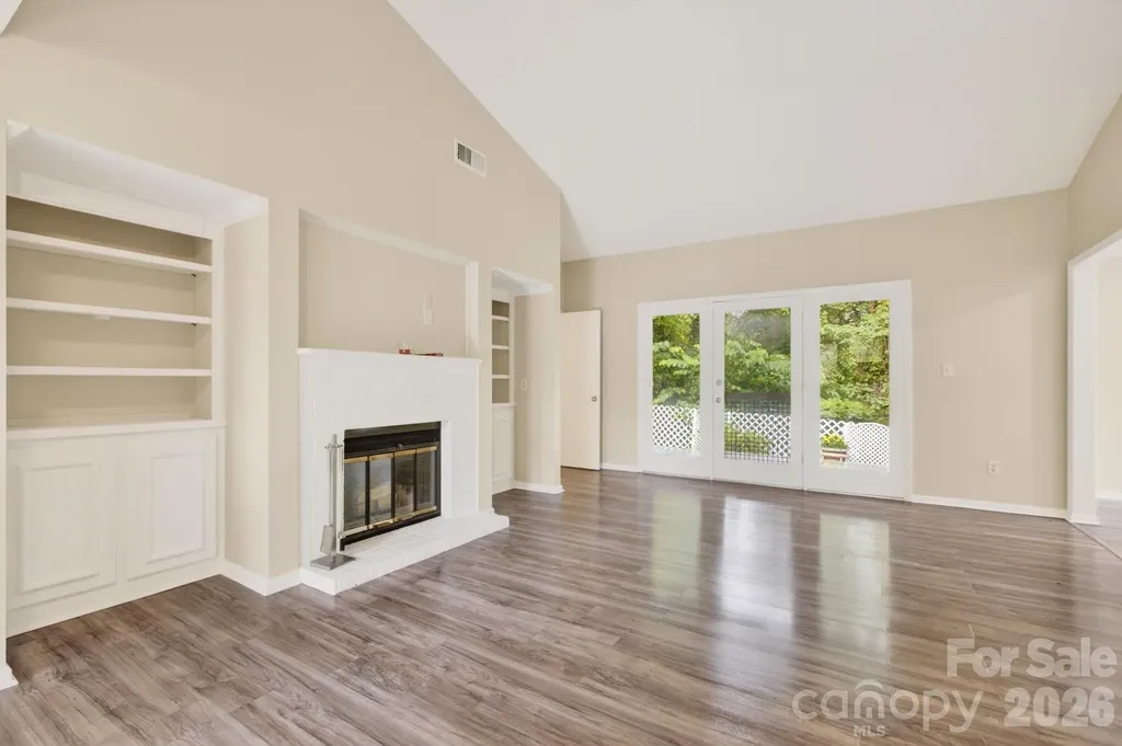 10 Laurel Place Drive Asheville NC 28803