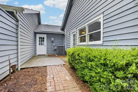 10 Laurel Place Drive Asheville NC 28803